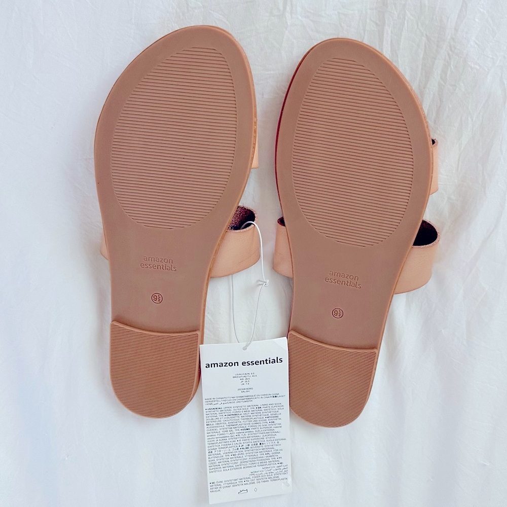 NWT Amazon Tan Sandals Size 9.5 - Picture 4 of 4